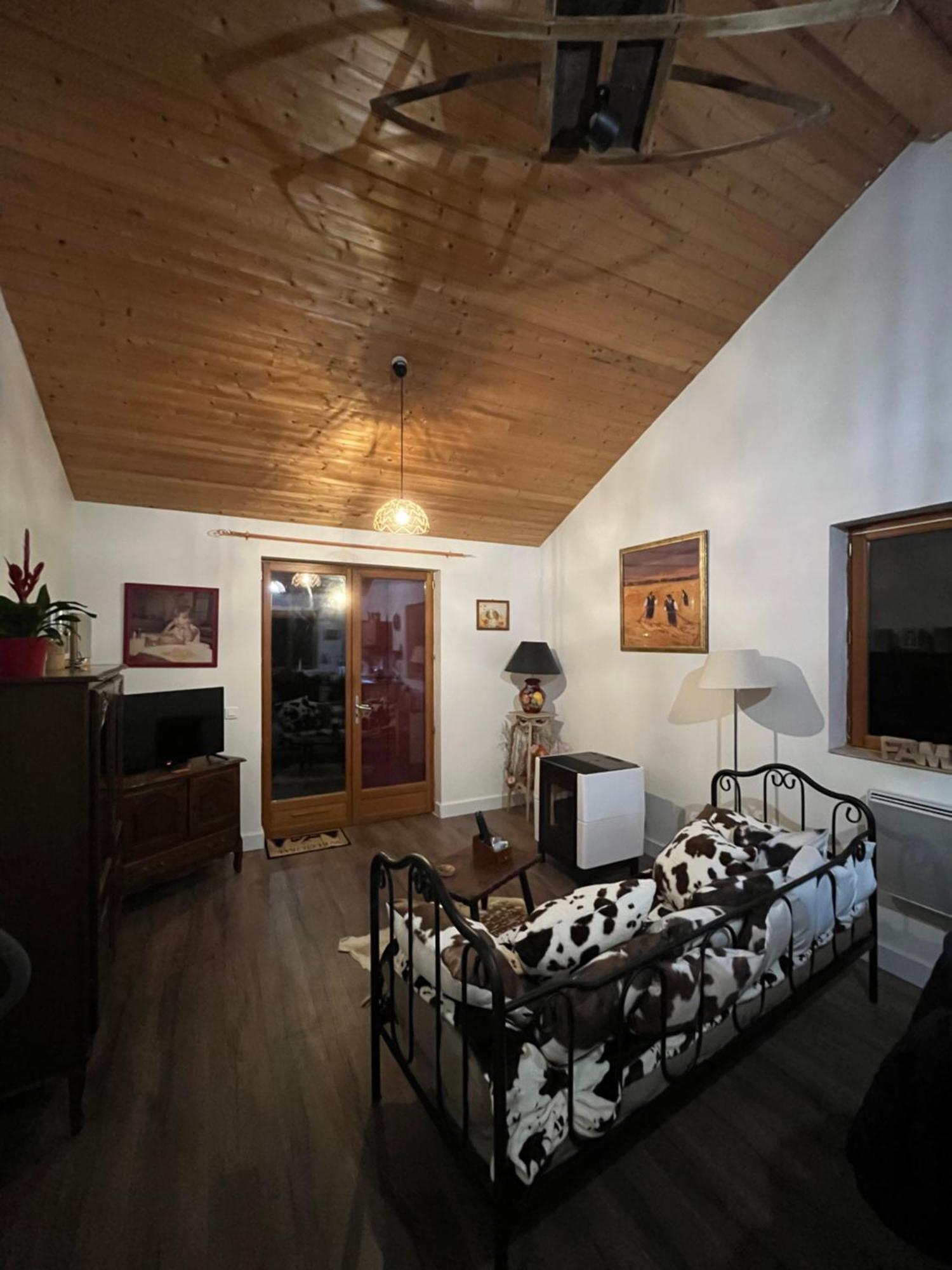 Chez Mamie Villa LʼIsle-Jourdain Eksteriør billede