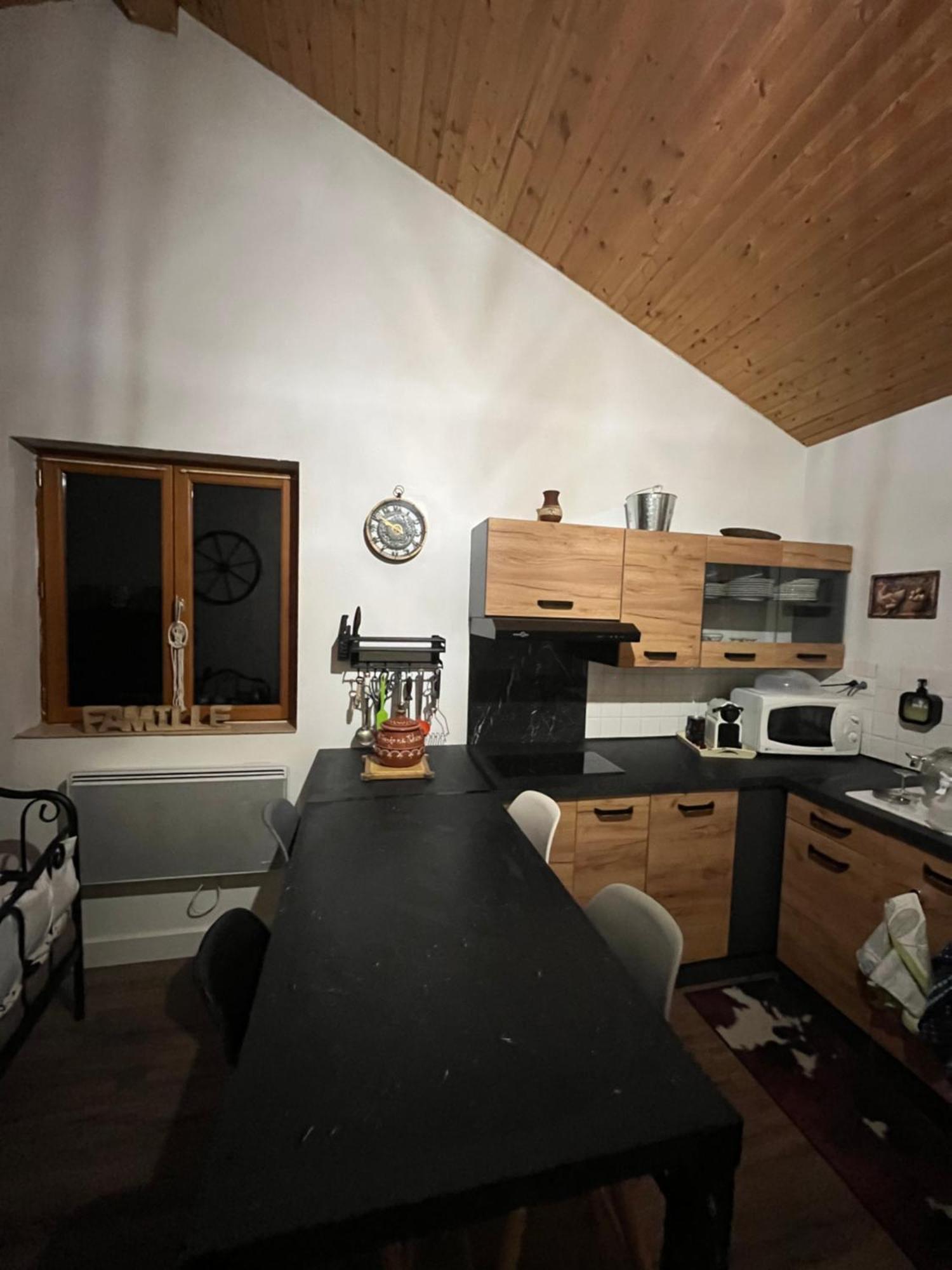 Chez Mamie Villa LʼIsle-Jourdain Eksteriør billede