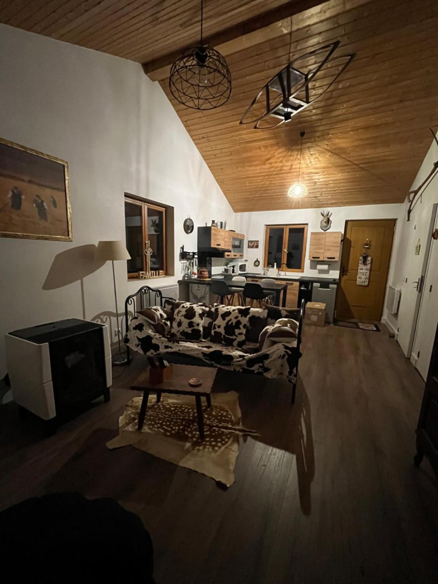 Chez Mamie Villa LʼIsle-Jourdain Eksteriør billede