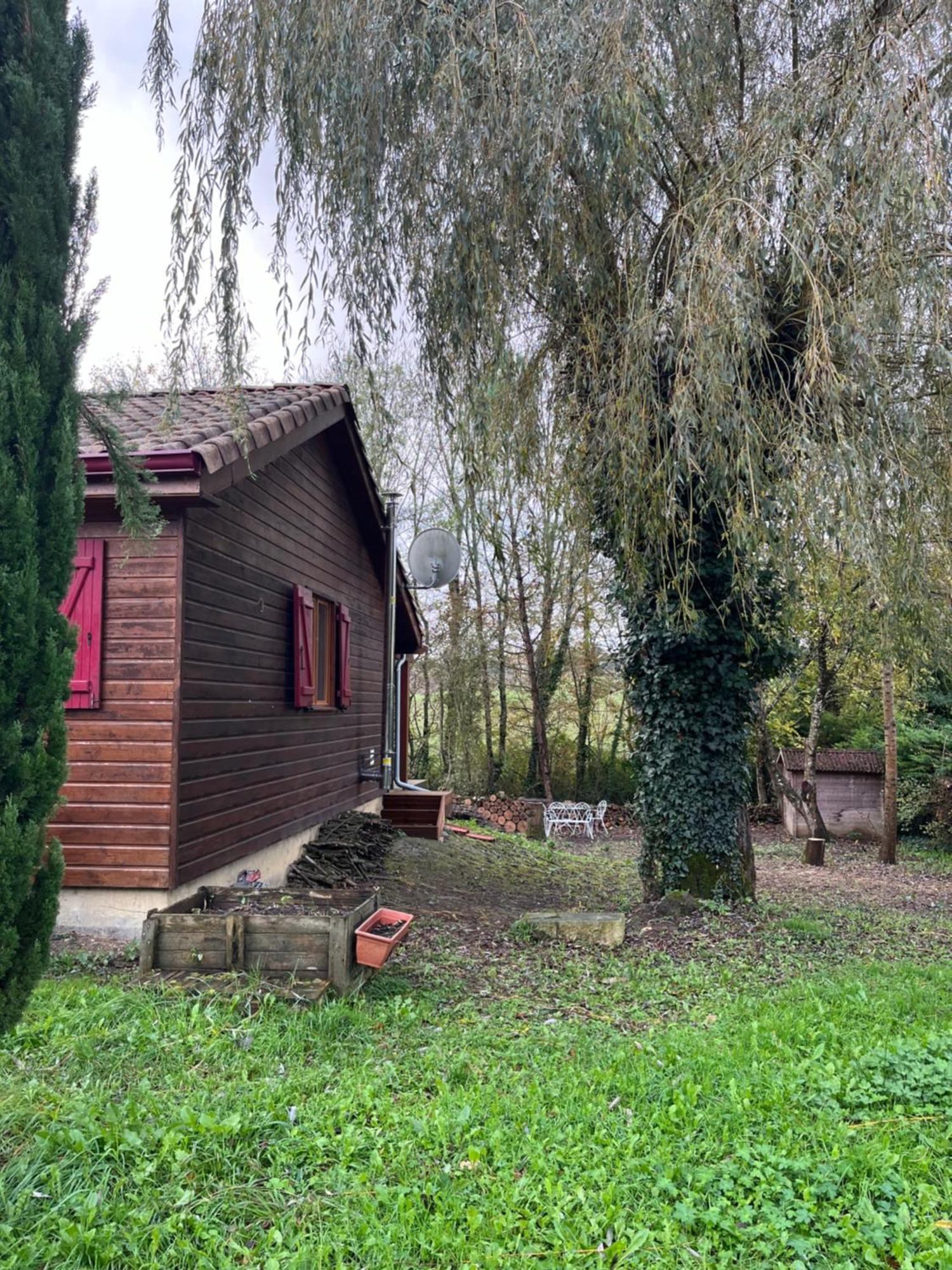 Chez Mamie Villa LʼIsle-Jourdain Eksteriør billede