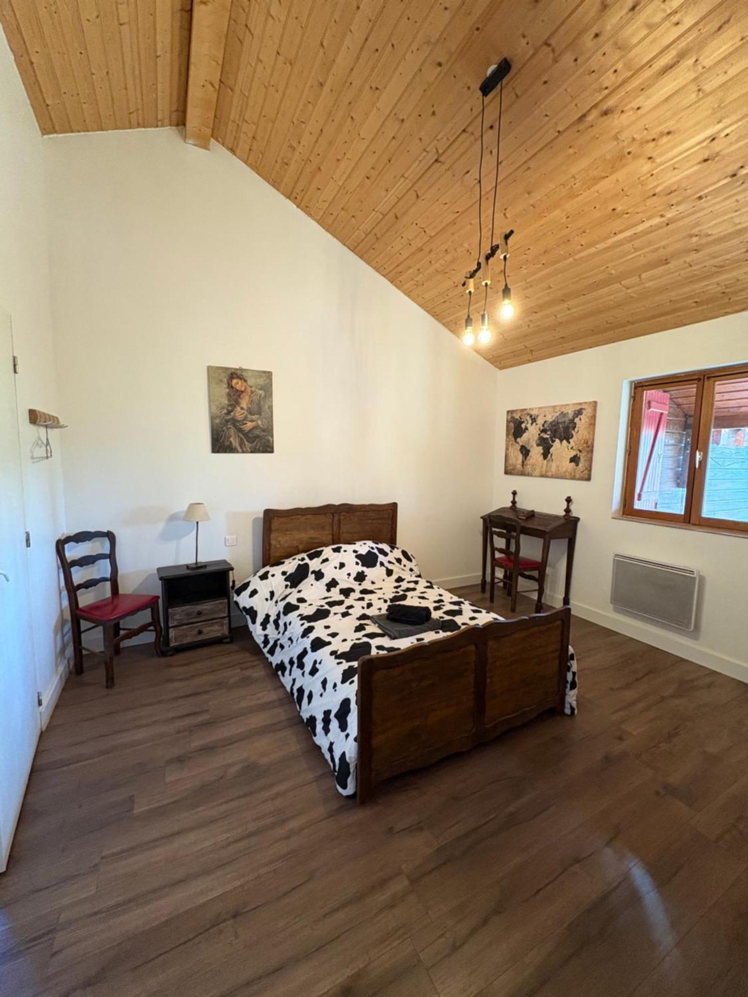 Chez Mamie Villa LʼIsle-Jourdain Eksteriør billede